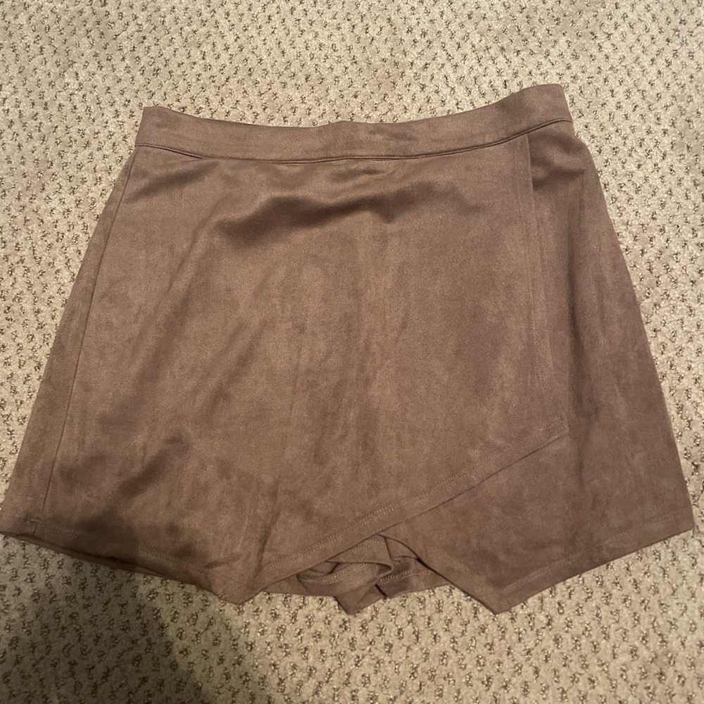 Brown velvet skort. Purchased from Dry Goods.